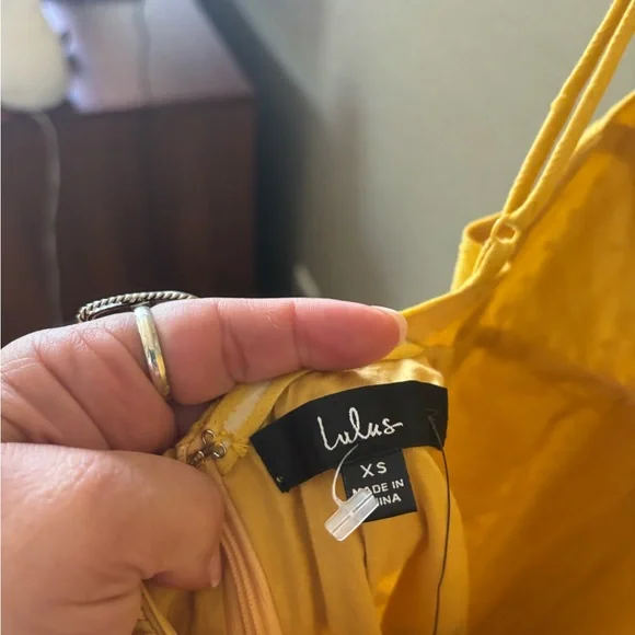 NWT Lulu’s Yellow Sleeveless Summer Dress - Picture 3 of 4